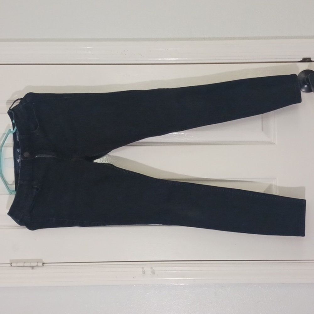 Hollister Low-Rise Super Skinny Jeans